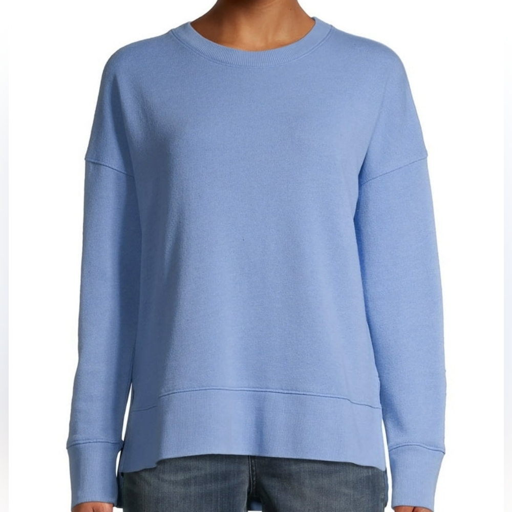 Time and Tru Soft Blue Knit Top